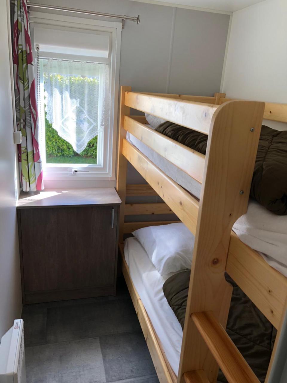 Готель Camping La Mare Aux Fees Roquefeuil Екстер'єр фото